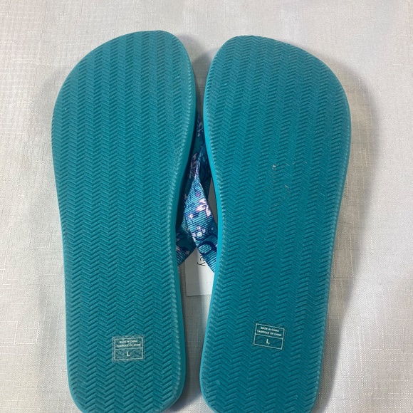 NWT Vera Bradley Webbing Strap Flip Flops, Peacock Garden, Size L (Women's 9/10) - Picture 7 of 8